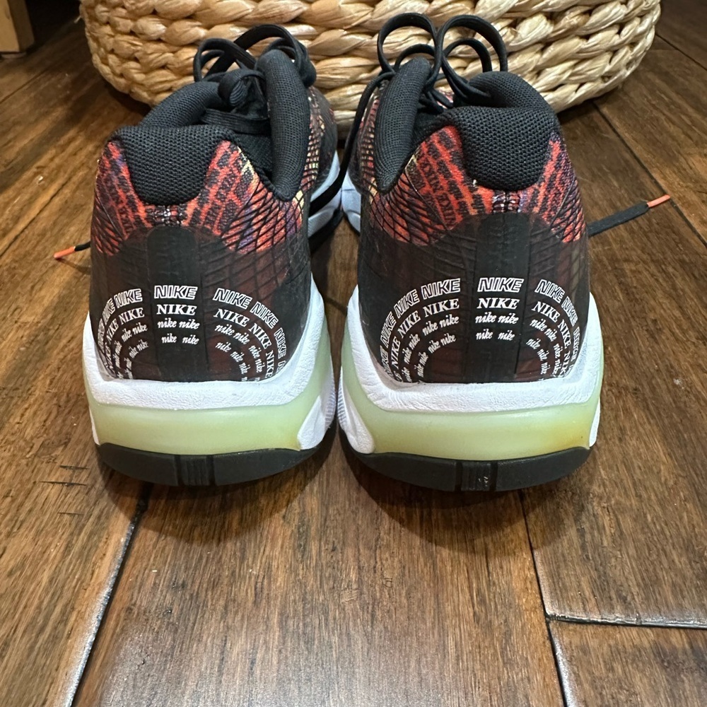 Nike Ghoswift Shoes Multicolor CU4737
001 - US Size 11 - Picture 3 of 8